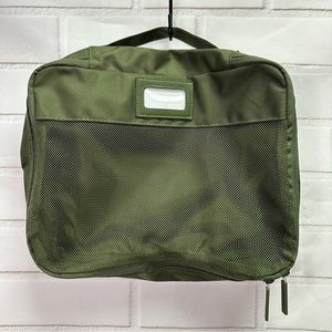 NWOT Cal Pak Packing Cube Green